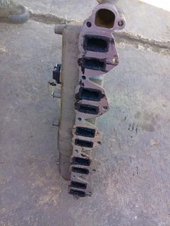 2006-2009 Ssangyong rexton 2.7 intake manifold