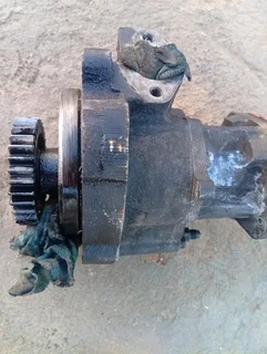 Freightliner flb Cummnis oil pump