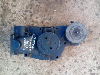 Frieghtliner FLB Cummins N14 water pump