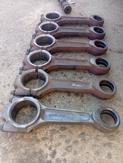 Frieghtliner FLB cummims N14 connecting rods