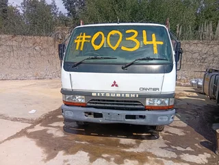 Mitsubishi canter PKNGE 68 2.4 LWB 3T  stripping for spares