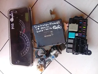 2006-2016 Daihatsu materia 1.5 petrol lockset