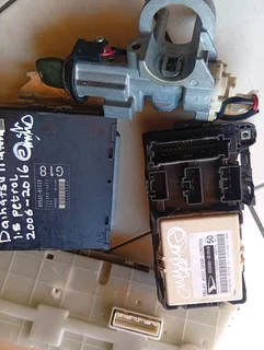 2006-2016 Daihatsu materia 1.5 petrol lockset