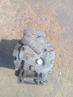 Ford focus Volvo C30 1.8 Aircon pump
