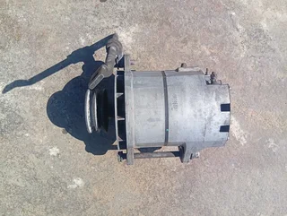 New 135A alternator Volvo truck WI EX series  Cummins caterpillar 19011212 frieghtliner alternator