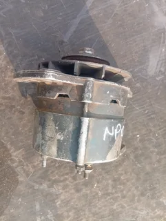 Isuzu npr alternator in good condition