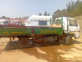 Isuzu np3500 non turbo stripping for spares .engine and gearbox available