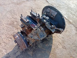 Isuzu npr 5 speed manual gearbox for sale
