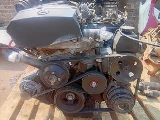 Mercedes Benz E230 W210  1110163301.  1112030473 complete engine for sale