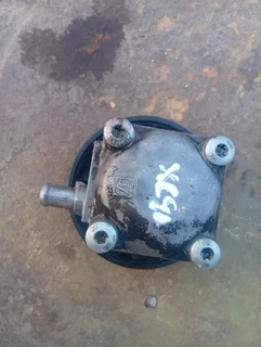 2001-2004 Volvo OEM POWER STEERING PUMP 5 3/16 PULLEY V70 S80 S60 XC70 XC90  8683967