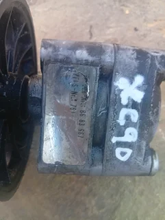 2001-2004 Volvo OEM POWER STEERING PUMP 5 3/16 PULLEY V70 S80 S60 XC70 XC90  8683967