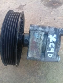 2001-2004 Volvo OEM POWER STEERING PUMP 5 3/16 PULLEY V70 S80 S60 XC70 XC90  8683967