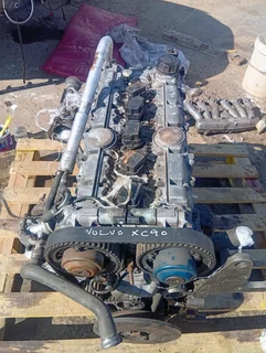 Volvo XC90 t6 2.9  twin turbo complete engine 1001841004