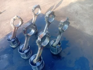 Mercedes Benz Axor Actros Connecting Rod Engine    45702   A45701  128052 HSRI