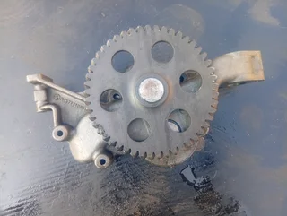 A5421810020 4571800801 OM541 Engine Oil Pump Mercedes Benz Actros Axor  MP2MP3 Truck