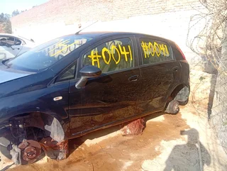 Fiat Punto manual stripping for spares