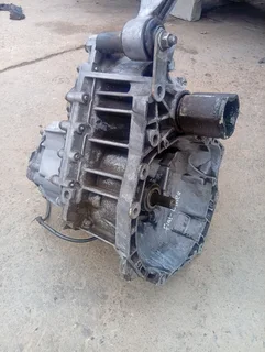 Fiat linea manual 5 speed gearbox c549.5    55200879  E047