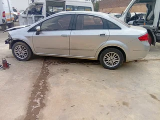 Fiat linea stripping for spares all spares available