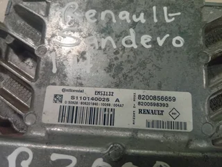 Renault sandero S110140025 A  EMS3132  8200598393  ECU ECM computer box