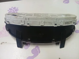 HYUNDAI I800 2.5 DIESEL 2012- SPEEDOMETER INSTRUMENT CLUSTER 11611-006XX