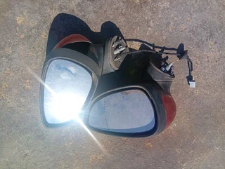 2009-2015 ford fiesta left and right mirror