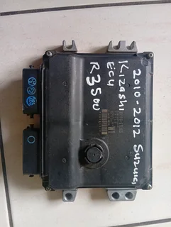 2010-2012 Suzuki kizashi ECU computer box  33910-57L0  112400-2850  W1  242850L