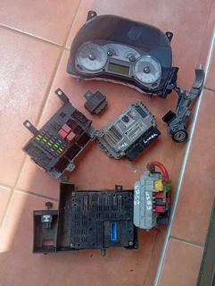 Fiat linea Punto  1.4 manual lockset