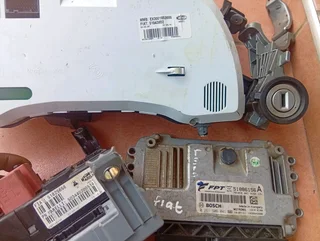 Fiat linea Punto  1.4 manual lockset