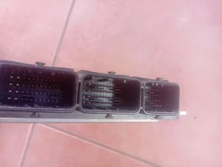 Renault triber ECU computer box  0261S103L3   1039T56688  237107316S