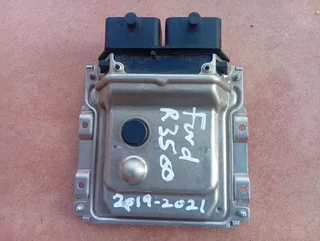 Ford figo  ECU computer box 0261S21457  J785-12A650-AME   125808928118