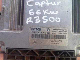 237104376R RENAULT CAPTUR ENGINR CONTROL UNIT 66KW 0281030899 EDC17C42 ECU computer box