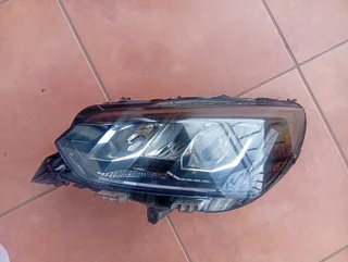 Peugeot 208 Mk2 P21 Front Left Headlight Rhd 9833036280 New Genuine