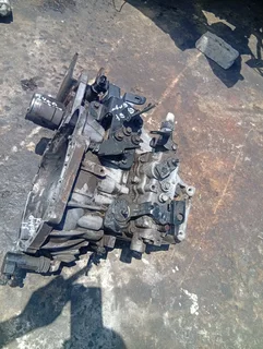 2005-2009 Kia Rio Hyundai accent 1.6l  5 speed manual gearbox G4ED