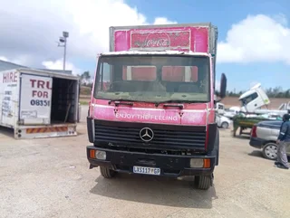 Mercedes Benz econoliner 1617 stripping for spares