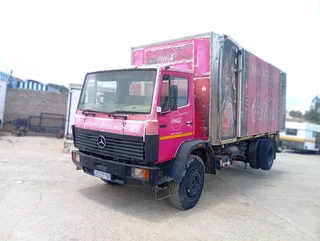 Mercedes Benz econoliner 1617 stripping for spares