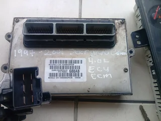 1997-2001 jeep grand cheeroke  4.0 complete lockset