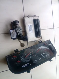 1997-2001 jeep grand cheeroke  4.0 complete lockset