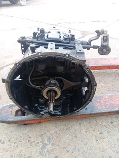 Mercedes econoliner 1617 ade manual gearbox