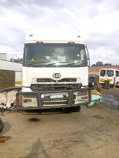 Nissan Ud truck ud460 stripping for spares