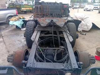 Nissan Ud truck ud460 stripping for spares