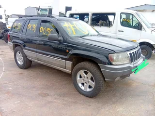 2001 jeep grand cheeroke stripping for spares