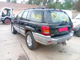 2001 jeep grand cheeroke stripping for spares