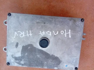 Honda HRV HR-V Engine Control Unit ECU 37820-5HN-N51 JGK  J553-101122  Module computer box