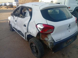 2019 Renault kwid 1.0 stripping for spares