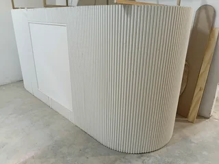 SECOND HAND COUNTER/RECEPTION DESK