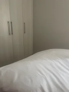 Hi I’m looking for a young professional looking to share an apartment the room is fully furnished an