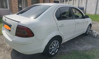 2015 Ford Ikon 1.6 1owner vehicle