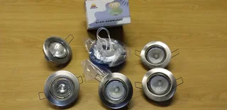 Downlighting  fittings