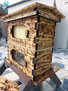 Flow beehive Easter promotion