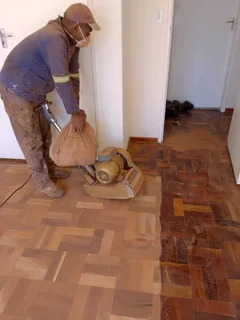 WOODEN FLOORING
